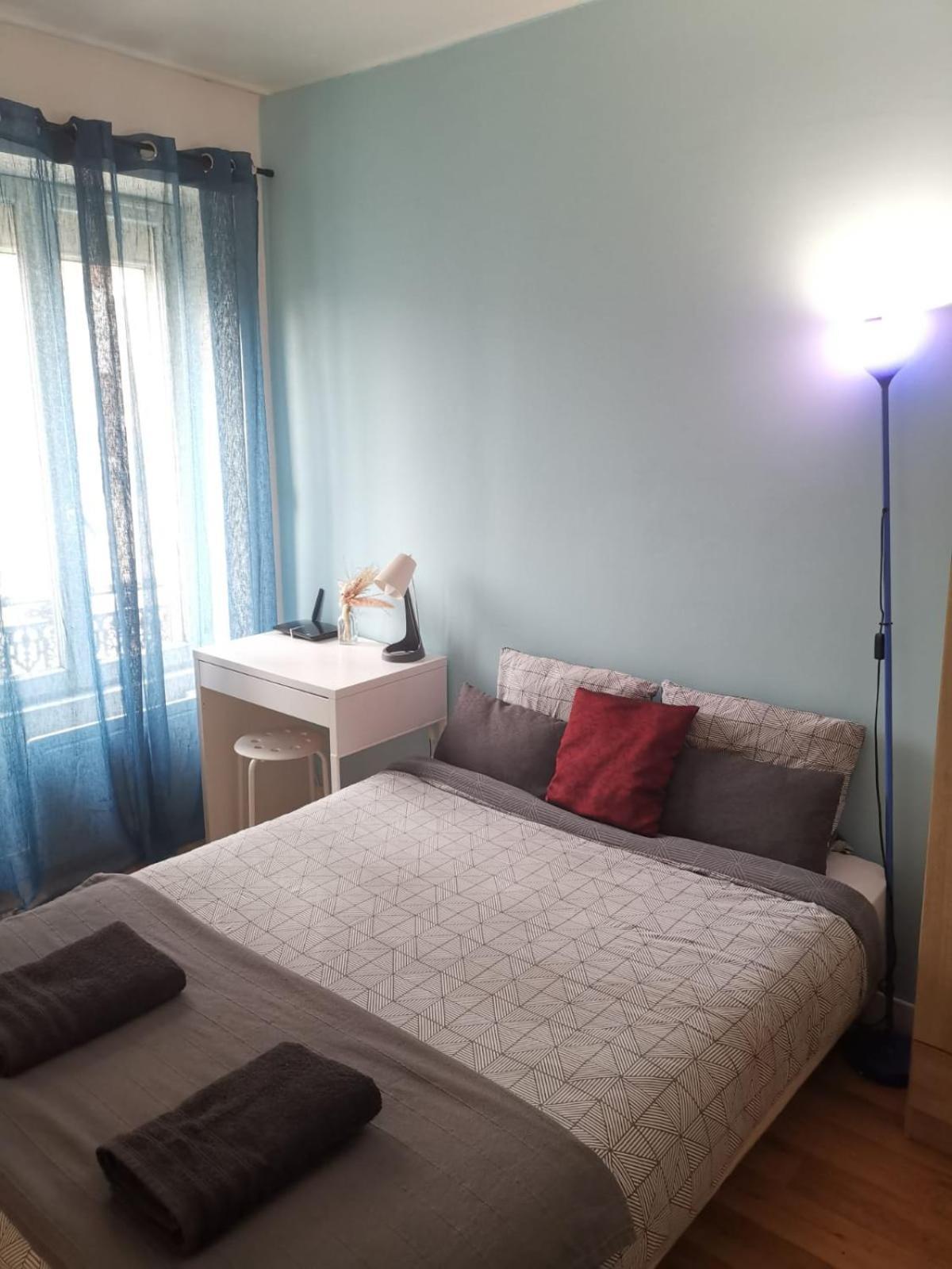 Studio Asnieres Sur Seine Equipe Et Fonctionnelle Экстерьер фото